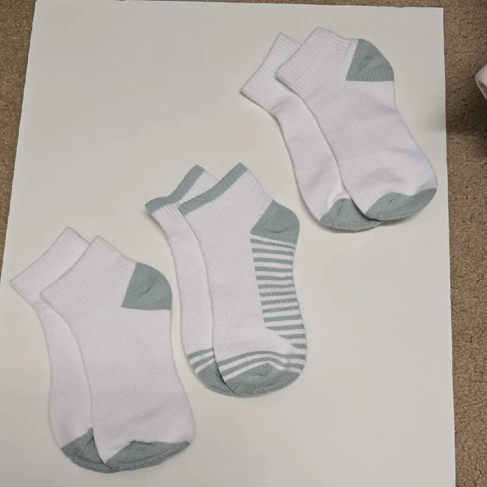 White and Teal Green Ankle Socks - Size 5-10